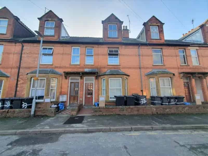 1 Bedroom House of Multiple Occupation HMO To Rent