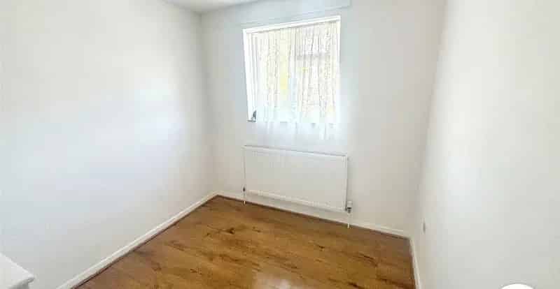 3 Bedroom House to Rent New Addington