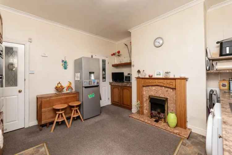 2 Bedroom House for Sale in Castleford - Great Starter Home or Buy-to-Let