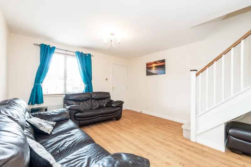 2 Bed 2 Bath Semi-Detached House in Woodend