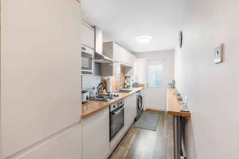 1 bedroom Flat
 For Sale
