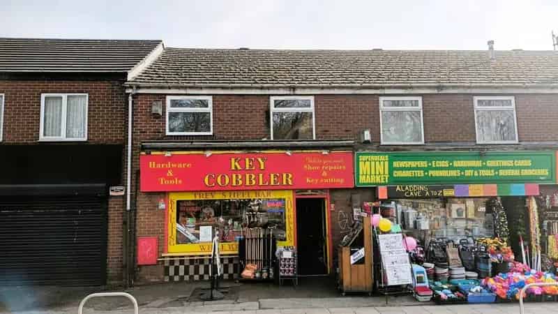 Refurbished 2-Bed Flat & Retail Unit with Lock-Up
