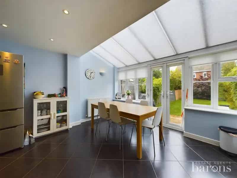 4 Bed House for Sale in Highfields Basingstoke