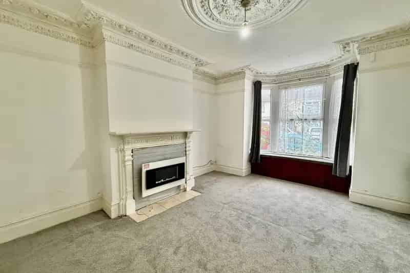 4 Bedroom Victorian House Near Baffins Pond Portsmouth