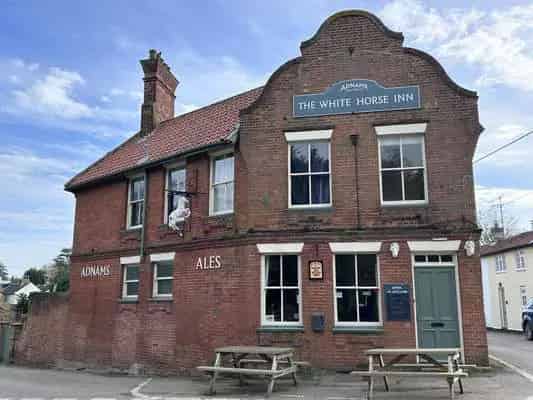 White Horse Pub, Westleton: Four-Storey Detached Property