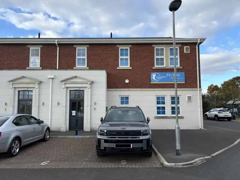 End Terrace Two Storey Office in Established Business Park