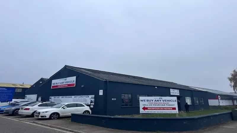 Industrial Commercial Unit with Production Storage Space and Offices