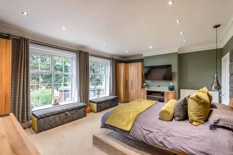 5 Bedroom House for Sale - Edwardian Property with Gym and Entertainment Room