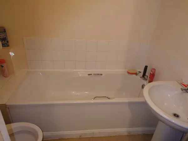 Flat For Rent in Bromsgrove, England