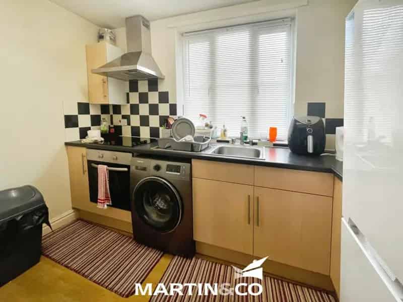 2 Bedroom Apartment to Rent