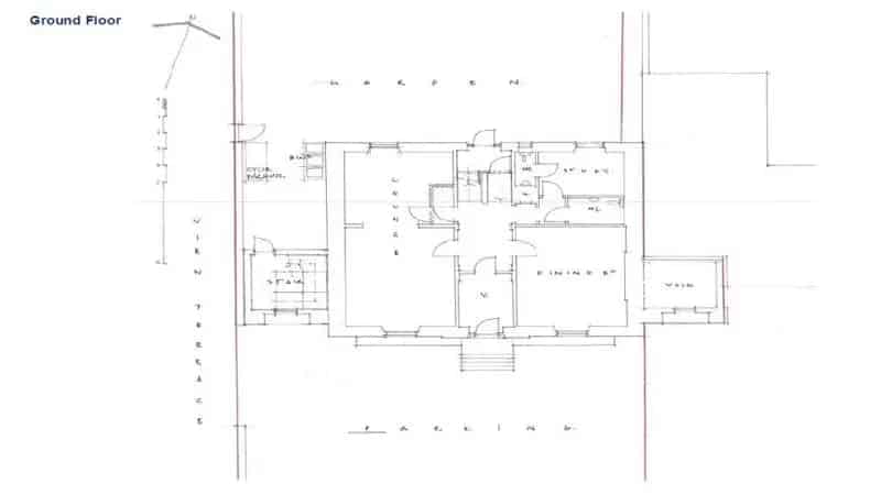 Semi-Detached Granite Building with Ample Parking and Garden
