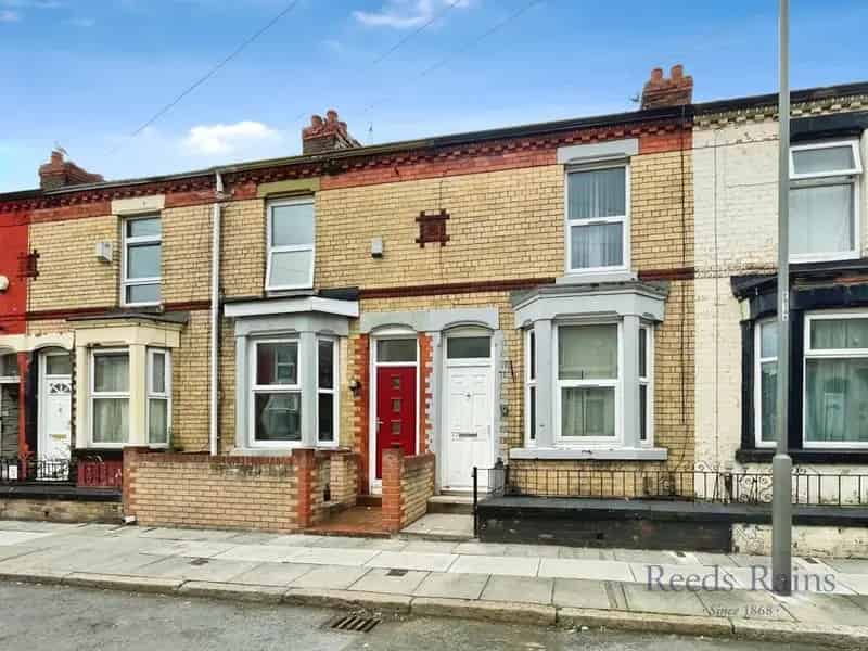 2 Bedroom Mid Terrace House Liverpool L6