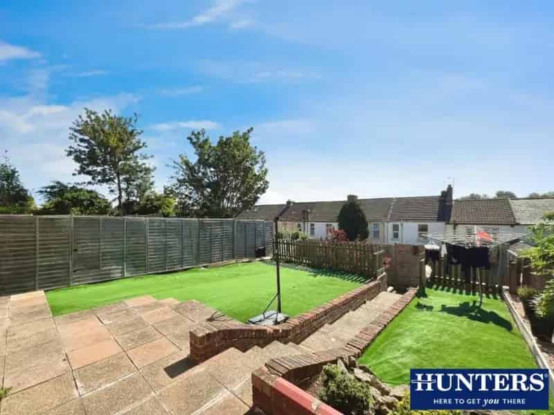 3 Bed End Terrace House For Sale Garage 2 Bathrooms Large Garden
