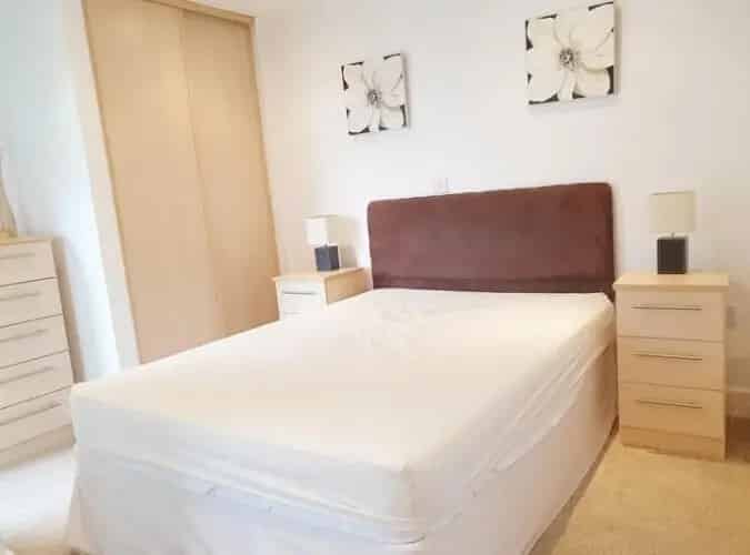 2 Bedroom Apartment Swansea Dock Views Allocated Parking