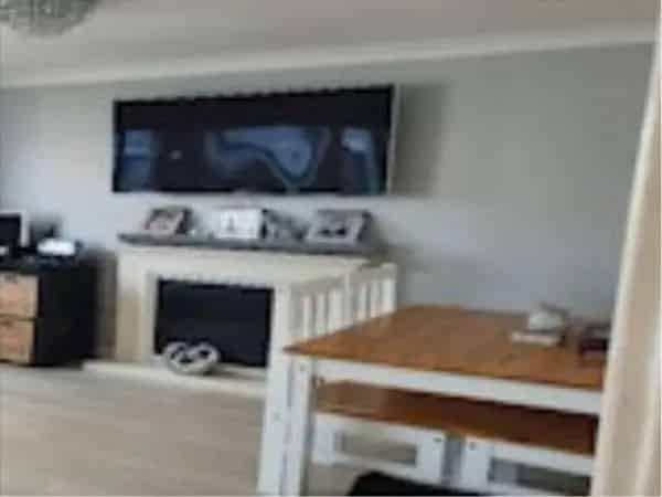 Updated House Near Schools and Beach