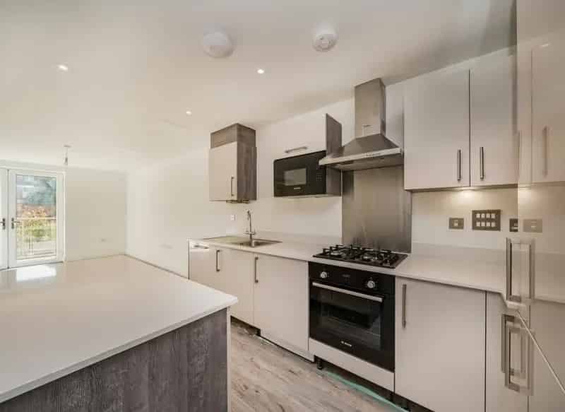 Wimbledon Apartment Two Double Bedrooms Two Bathrooms Two Balconies