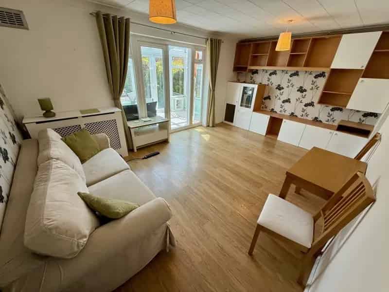 One Bedroom House with Private Garden in Stopsley Luton