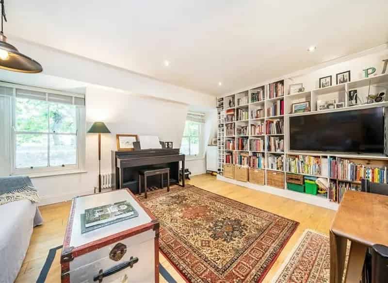 2 Double Bedroom Apartment near Kennington Park
