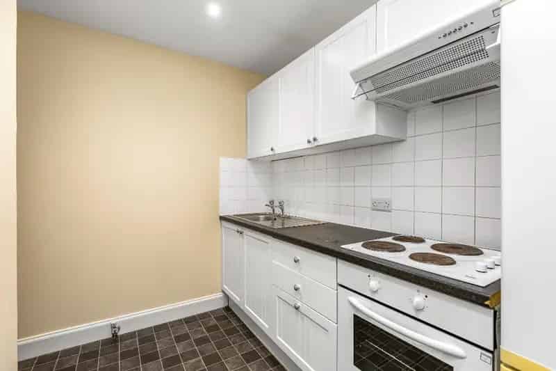 2 Bedroom Flat House to Rent in Dalry