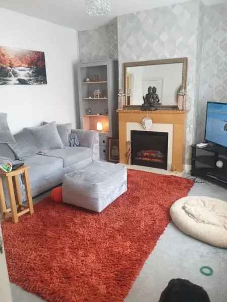 2 Bedroom Semi Detached House with Utility Playroom