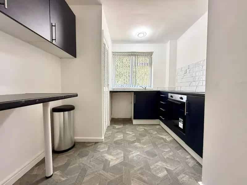 1 Bedroom Apartment to Rent in Solihull