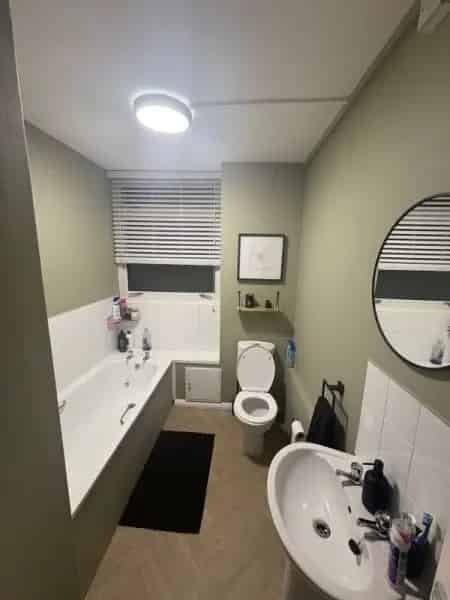 2-Bed House Near Brentwood Highstreet and Station