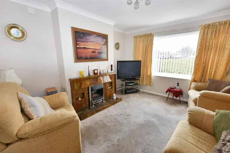 3 Bedroom Terraced House For Sale No Onward Chain