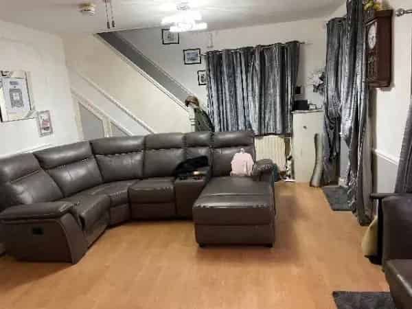 3 Bedroom House Near Schools and Parks