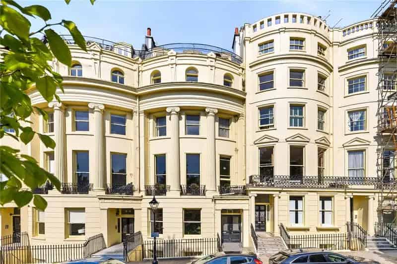 1 Bedroom Apartment for Sale