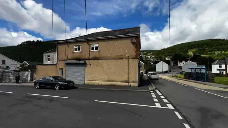 2 Bedroom Flat Auction June 24th Renovation Project