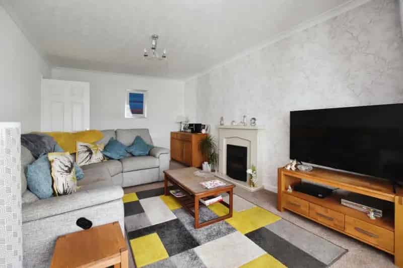 2 Bedroom Bungalow for Sale Highridge