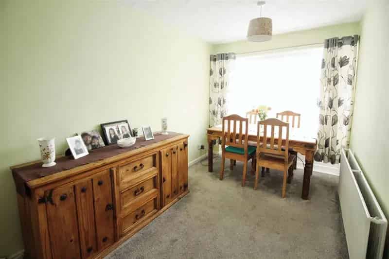 3 Bedroom Town House for Sale