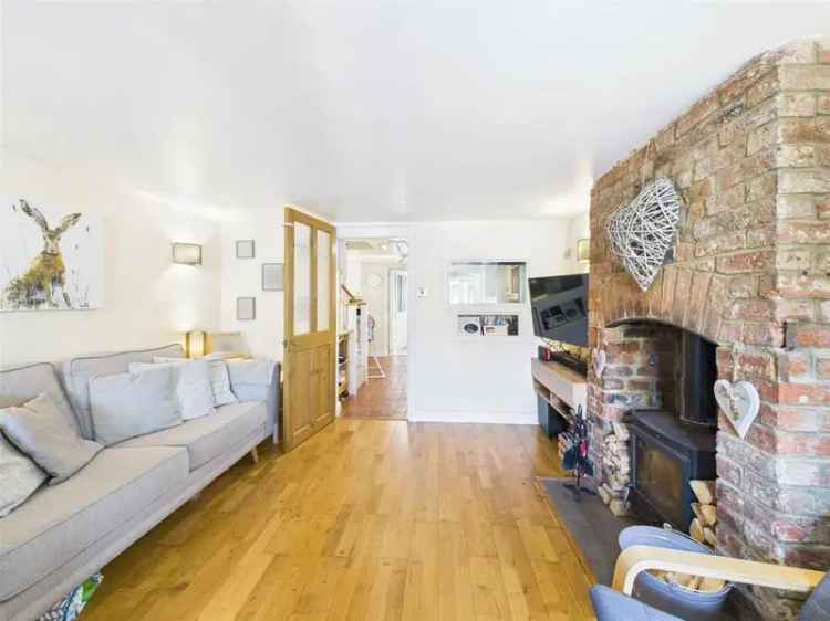 3 Bedroom Terraced House for Sale in Stroud