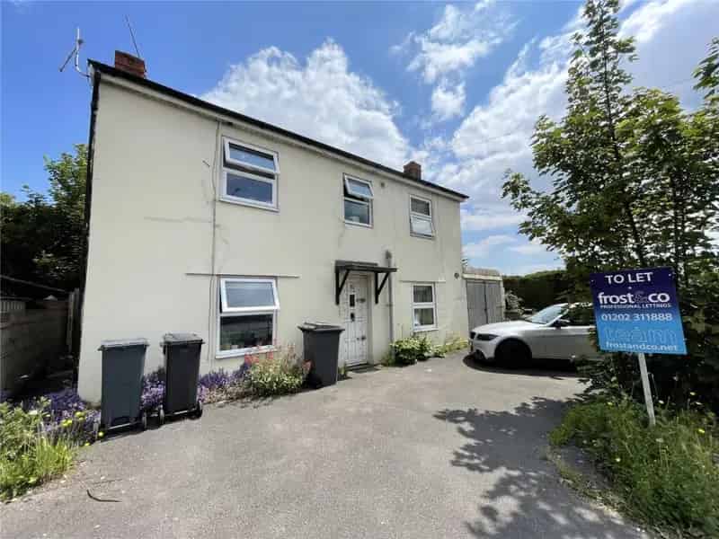 5 Bedroom Detached House for Students Sharers