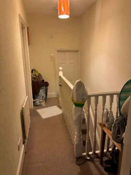 House For Rent in Waverley, England