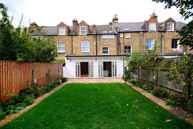 Six Bedroom House for Sale in Tooting London