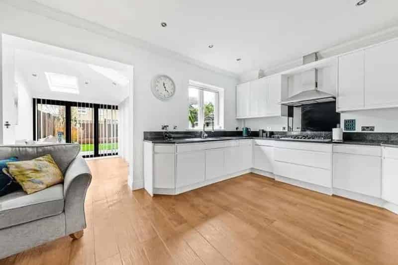 4 Bedroom Townhouse for Sale in Langley Waterside