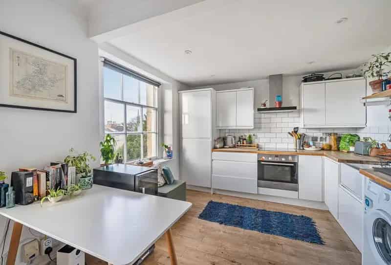 1 Bedroom Apartment for Sale