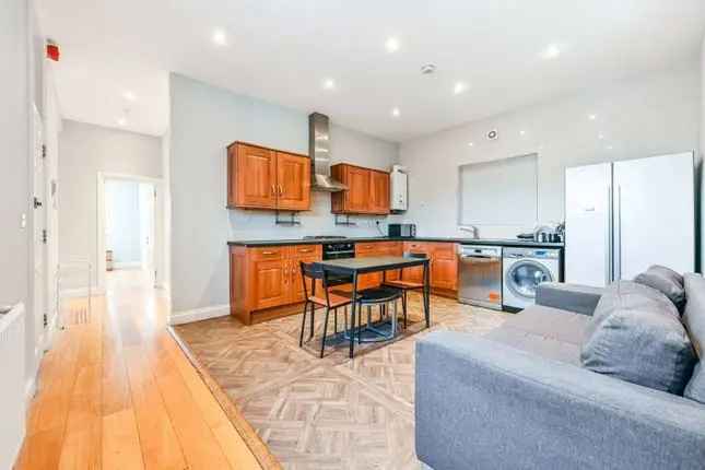 4 Bedroom Flat to Rent Camden Road Holloway London N7