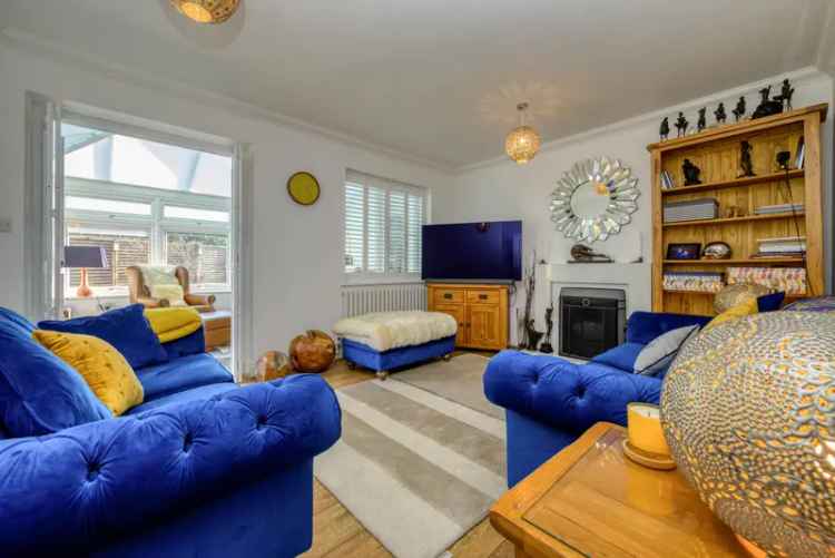 3 Bedroom Semi Detached House to Rent Emmer Green