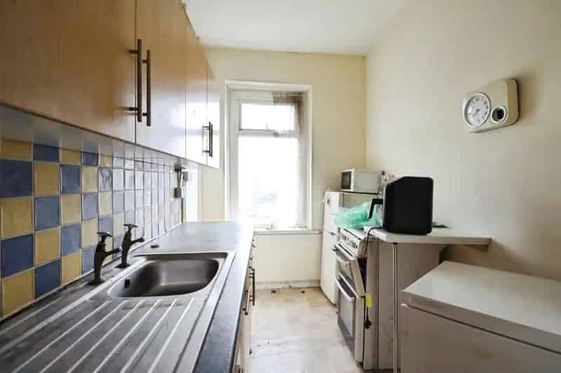 1 Bedroom Ground Floor Flat Investment Opportunity Cardiff
