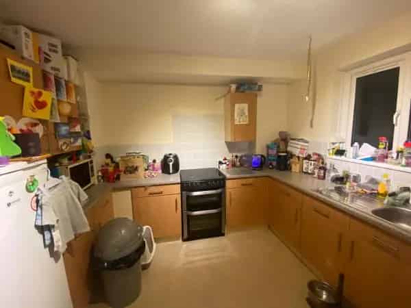 Property with Large Garden New Bathroom and Kitchen Ideal for Families