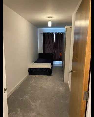 Flat For Rent in London, England