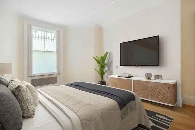 Flat for sale in Stanhope Gardens, London SW7