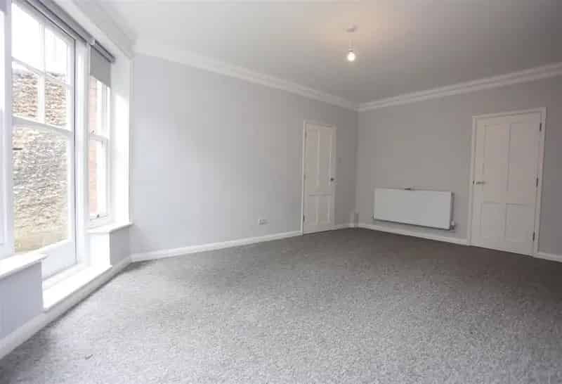 1 Bedroom Flat to Rent
