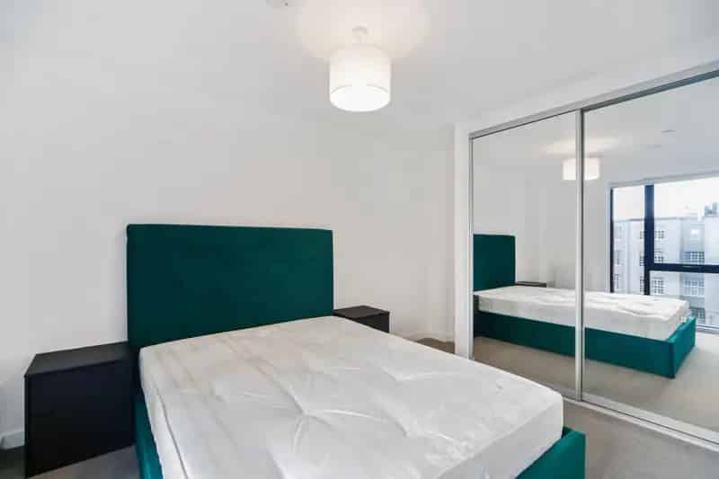 1 Bedroom City Centre Apartment Modern Pet-Friendly Gym Wifi No Deposit