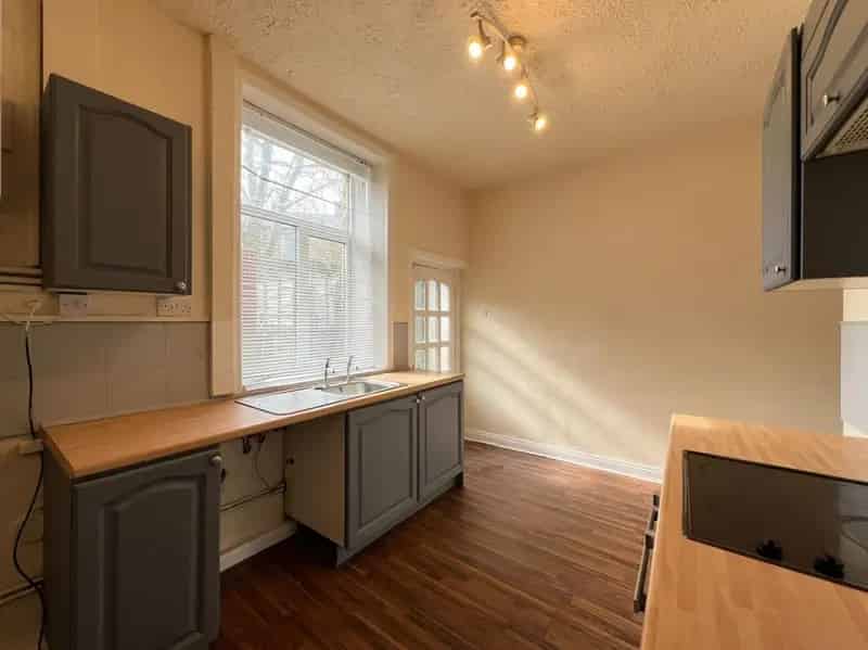2 Bed House for Sale Hadfield Glossop