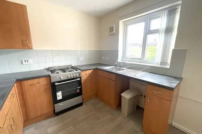 2 Bedroom Flat to Rent Cheshire CH65