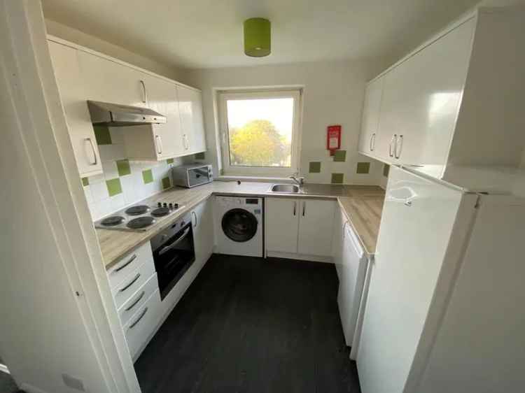 4 bedroom terraced house to rent