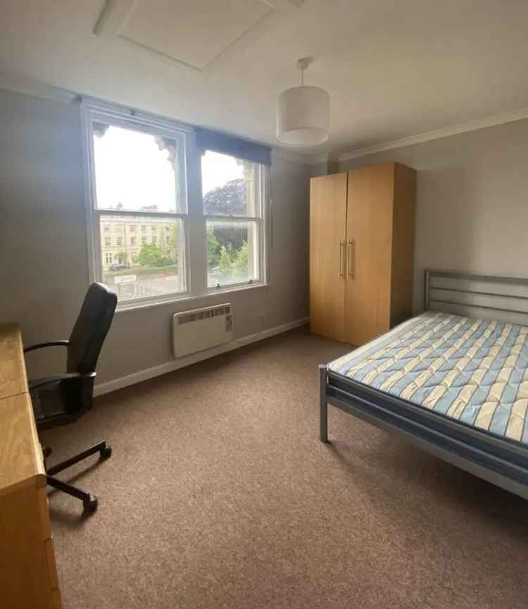 4 Bedroom Ground Floor Flat to Rent